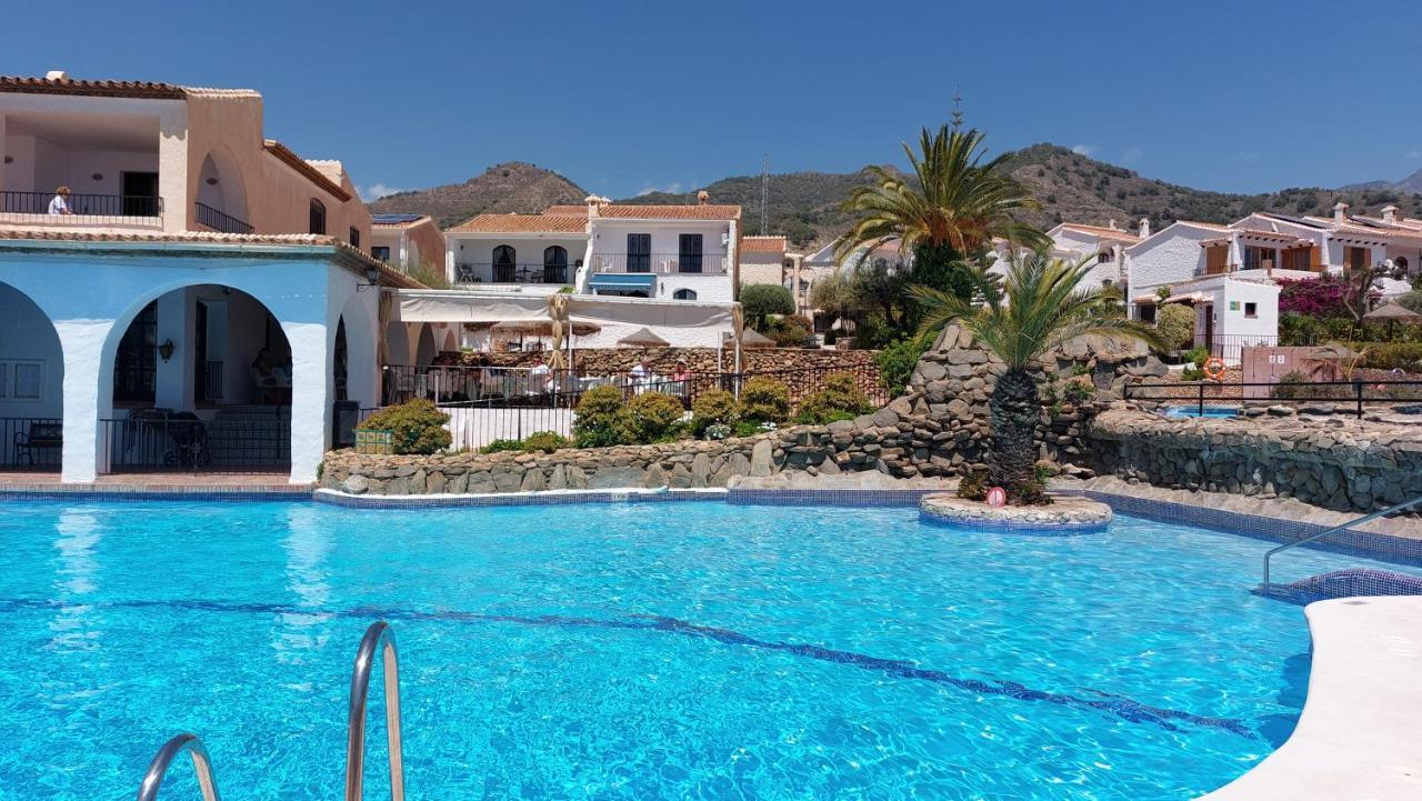 New Boho Home With Balcony, Private Garden And Communal Pool Nerja Extérieur photo