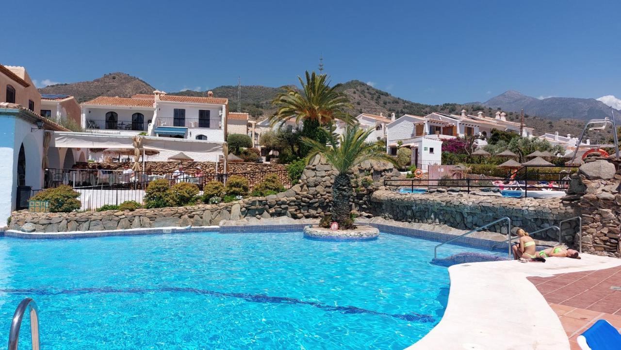 New Boho Home With Balcony, Private Garden And Communal Pool Nerja Extérieur photo